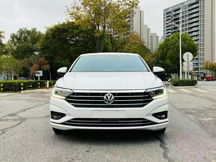 Фото 2 - Volkswagen Sagitar L