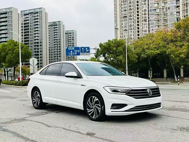 Фото 3 - Volkswagen Sagitar L