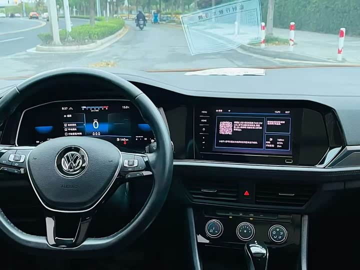 Фото 5 - Volkswagen Sagitar L