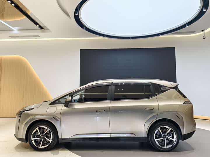 Фото 2 - GAC Aion Y