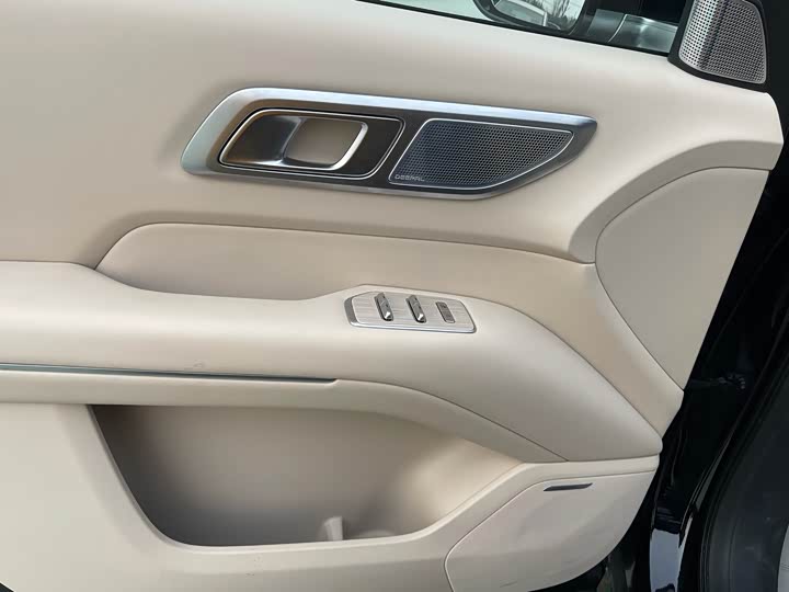 Фото 8 - Changan Deepal S09