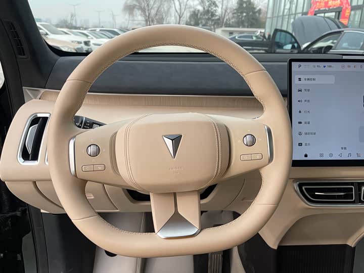 Фото 9 - Changan Deepal S09