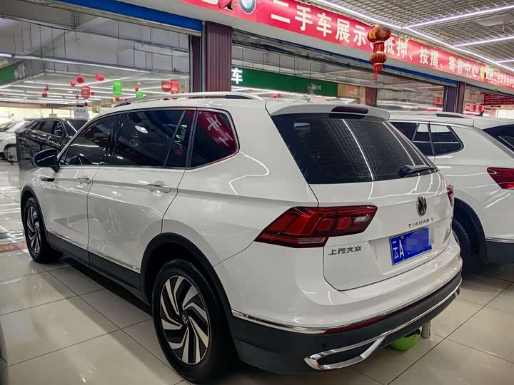 Фото 5 - Volkswagen Tiguan L Pro