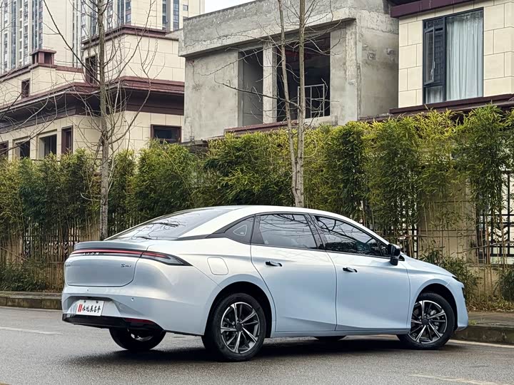 Фото 9 - GAC Aion S Max