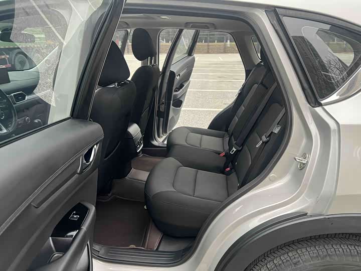 Фото 7 - Mazda CX-5