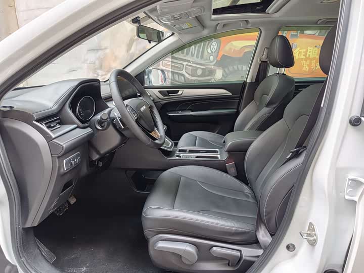 Фото 4 - Haval M6