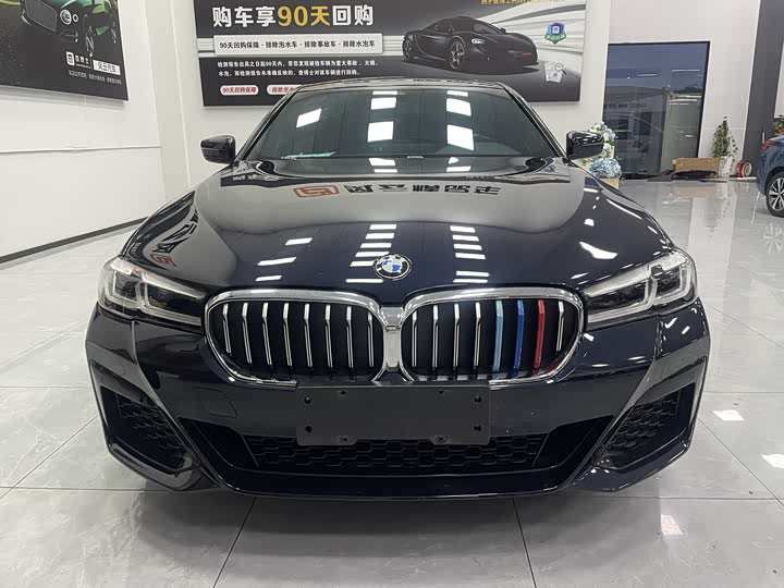 Фото 2 - BMW 5 Series