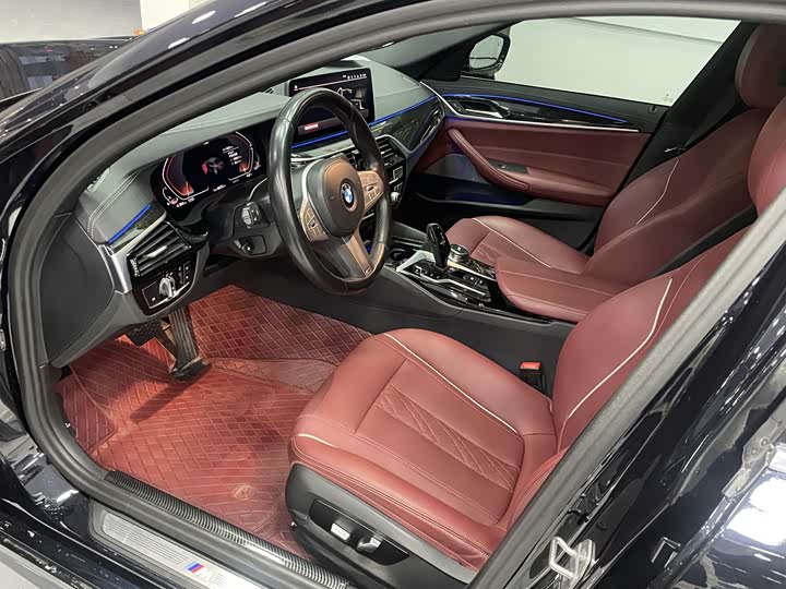 Фото 6 - BMW 5 Series