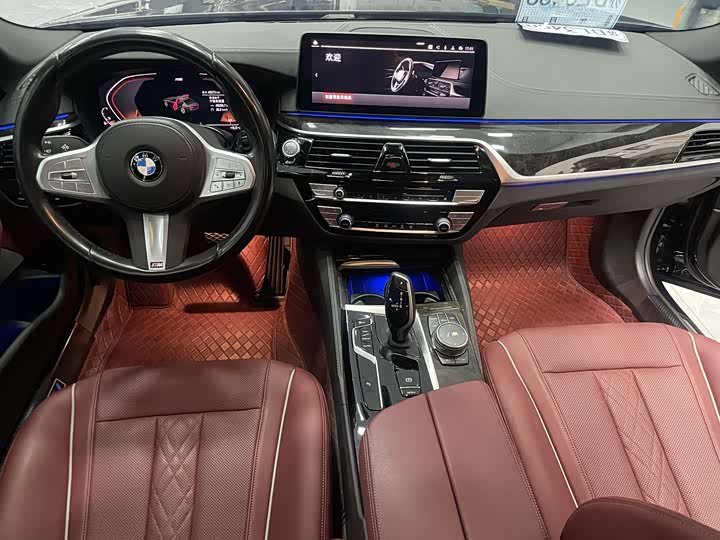 Фото 9 - BMW 5 Series