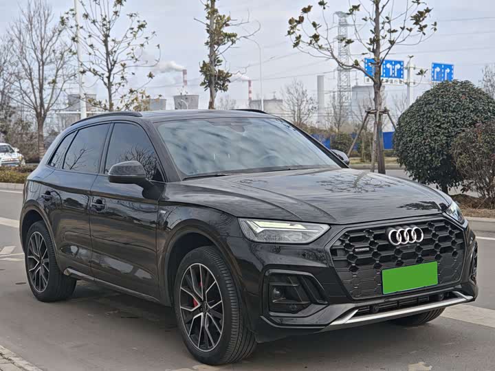 Фото 3 - Audi Q5L