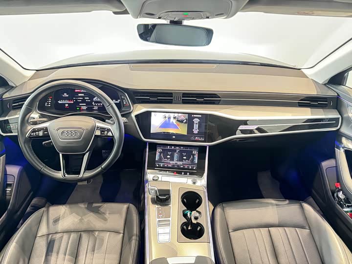 Фото 7 - Audi A6