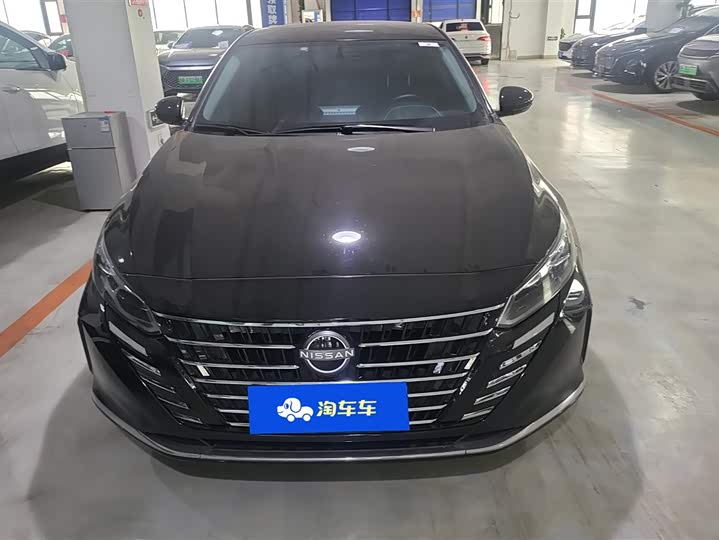 Фото 2 - Nissan Teana