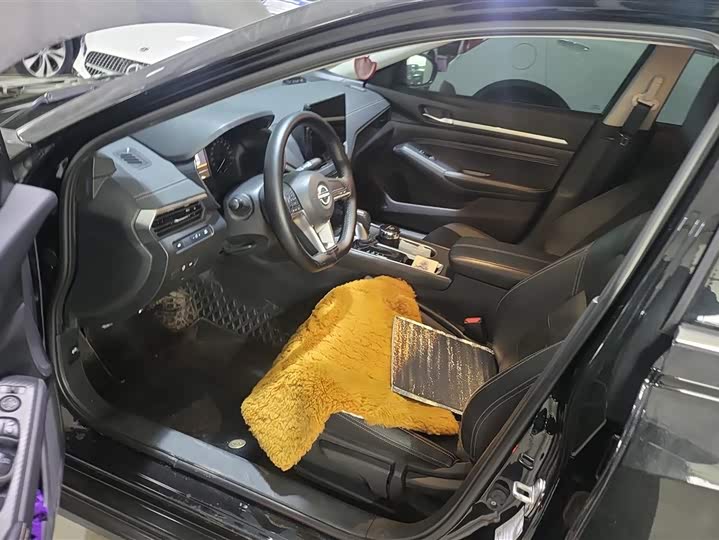 Фото 9 - Nissan Teana