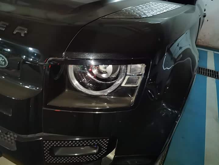 Фото 5 - Land Rover Defender