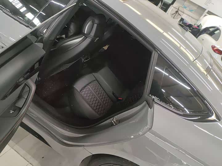 Фото 3 - Audi RS 5