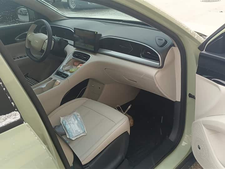 Фото 8 - Geely Galaxy Geome