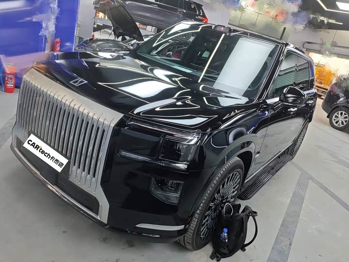 Фото 1 - Zeekr 9X