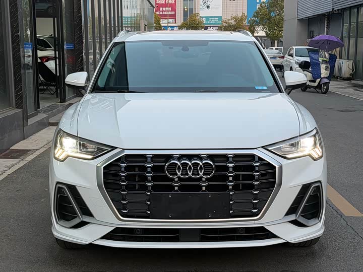 Фото 3 - Audi Q3
