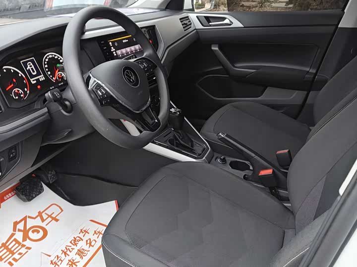 Фото 4 - Volkswagen Polo