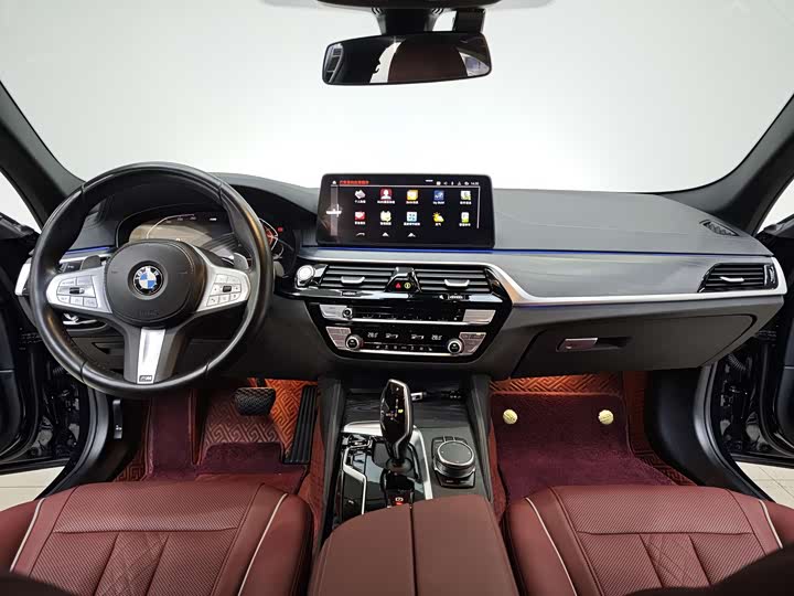 Фото 7 - BMW 5 Series