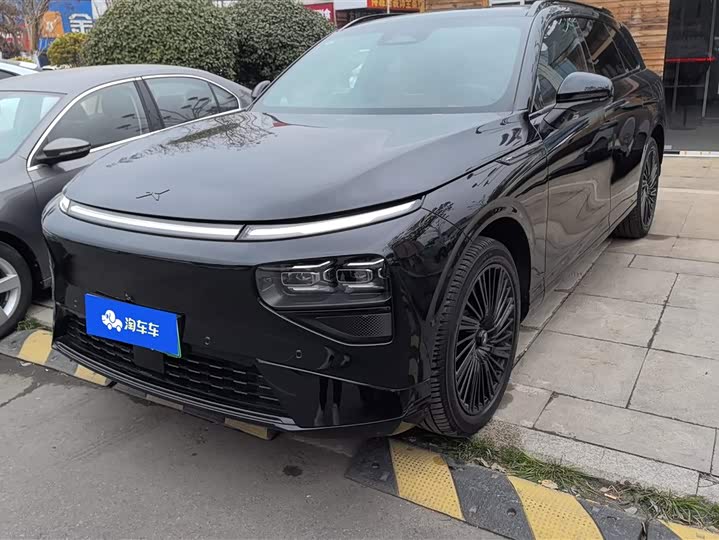 Фото 1 - XPeng G9