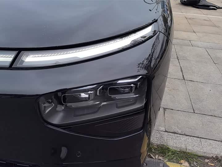 Фото 5 - XPeng G9