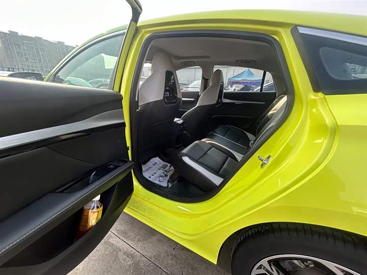 Фото 6 - MG Motor 5 Scorpio