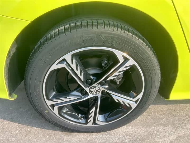 Фото 9 - MG Motor 5 Scorpio