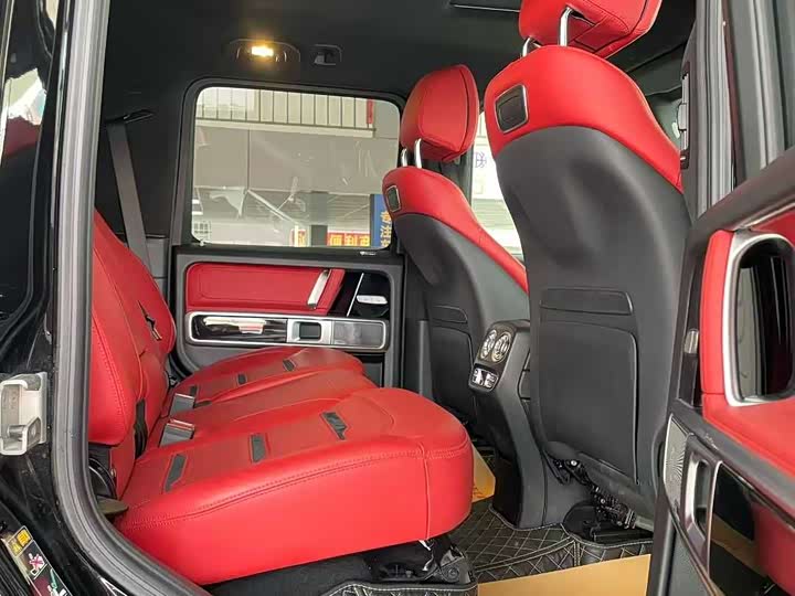 Фото 6 - Mercedes-Benz G-Class AMG