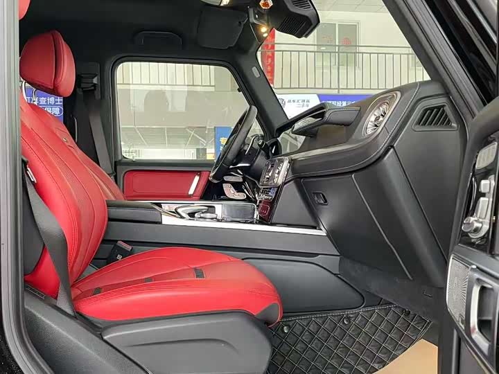 Фото 7 - Mercedes-Benz G-Class AMG