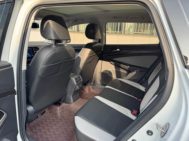 Фото 4 - Jetta VS7