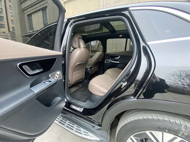 Фото 6 - Mercedes-Benz EQE SUV