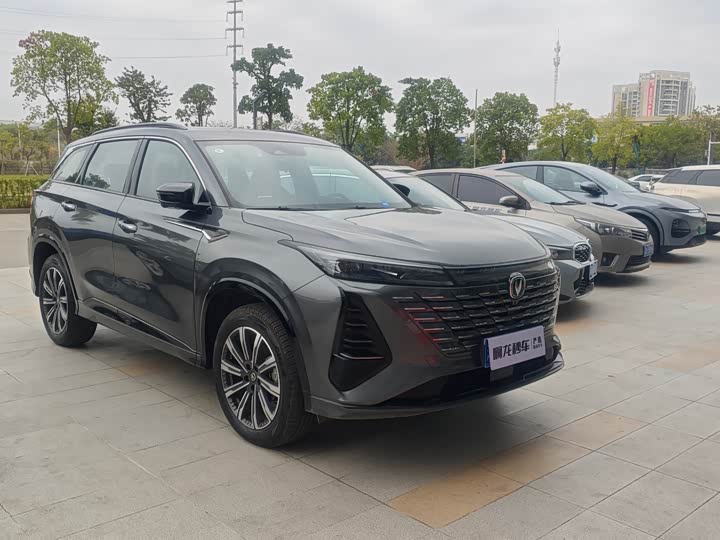 Фото 3 - Changan CS75 Plus