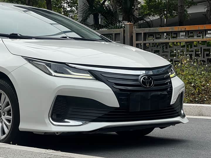 Фото 4 - Toyota Allion