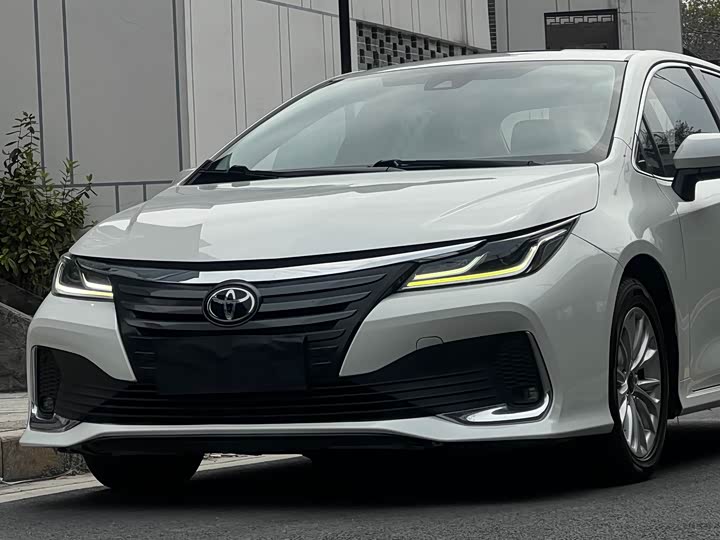 Фото 9 - Toyota Allion