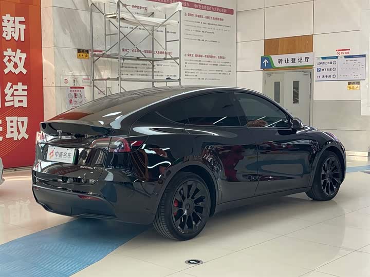 Фото 7 - Tesla Model Y