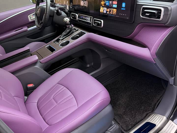 Фото 8 - Toyota Granvia