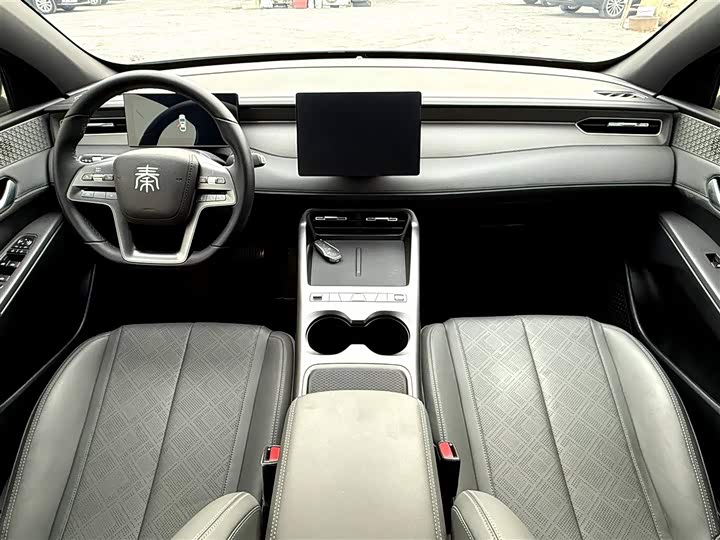 Фото 9 - BYD Qin Plus