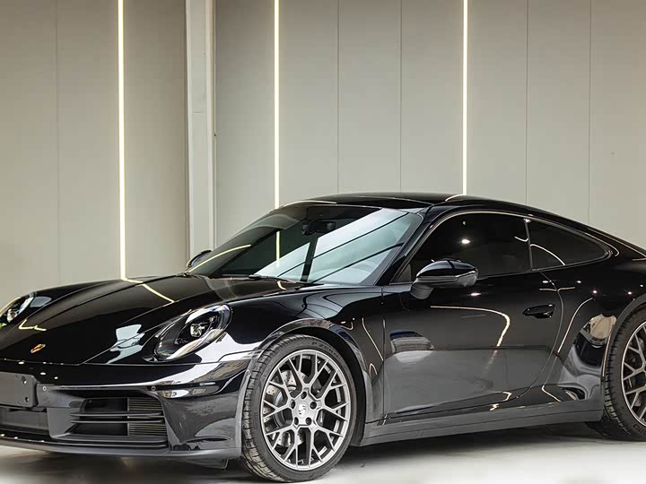 Фото 1 - Porsche 911