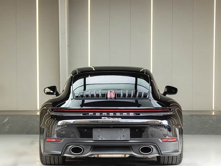 Фото 7 - Porsche 911