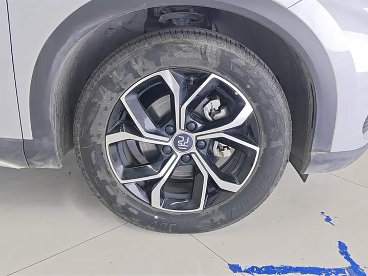 Фото 6 - BYD Yuan Plus