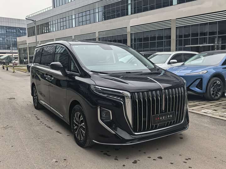 Фото 3 - Hongqi HQ9 Hybrid