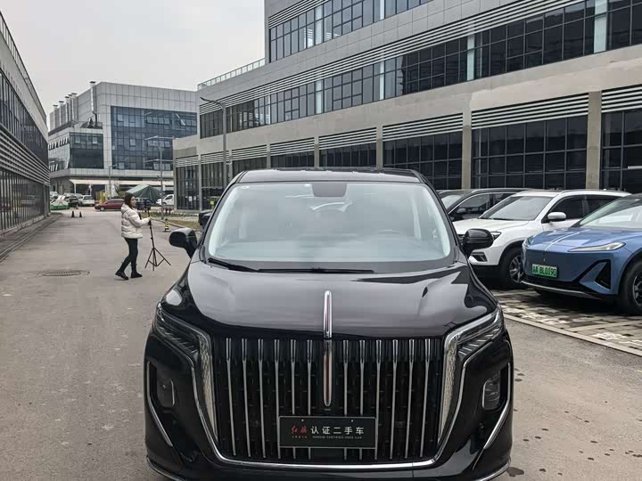 Фото 4 - Hongqi HQ9 Hybrid