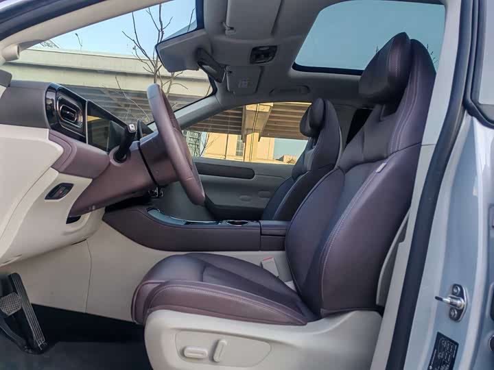 Фото 8 - Leapmotor C11