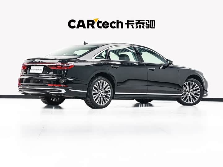 Фото 4 - Audi A8