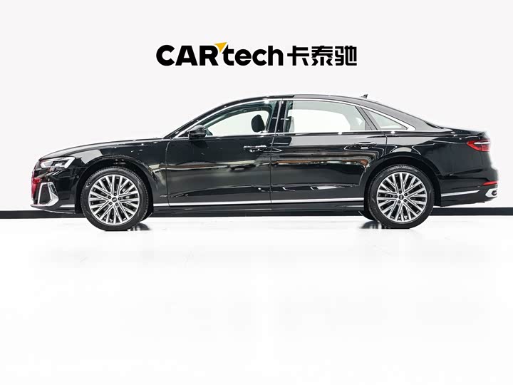 Фото 7 - Audi A8