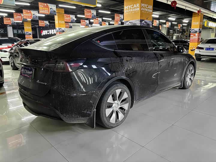 Фото 7 - Tesla Model Y