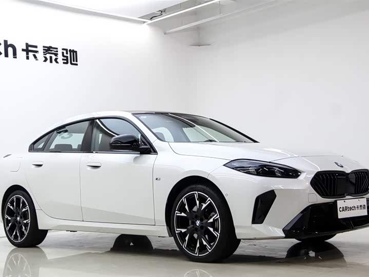 Фото 3 - BMW 2 Series