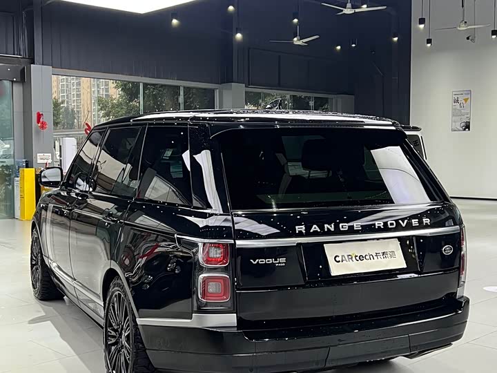 Photo 2 - Land Rover Range Rover