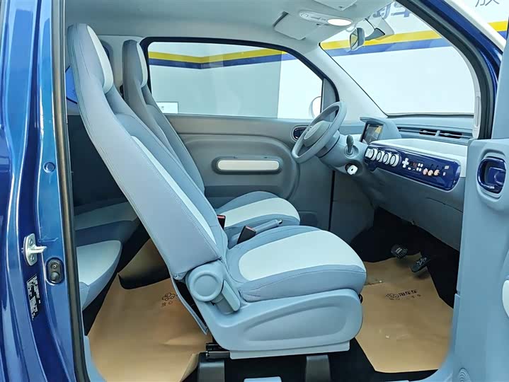 Фото 8 - Bestune Pony